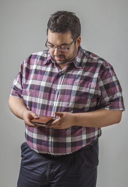 看他的钱包图片下载