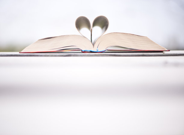 神就是爱!图片下载