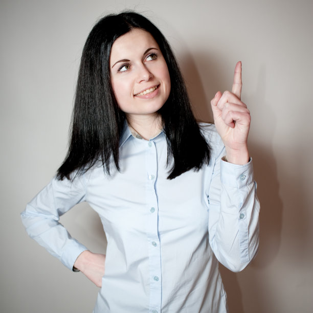 女商人向上指的肖像图片下载