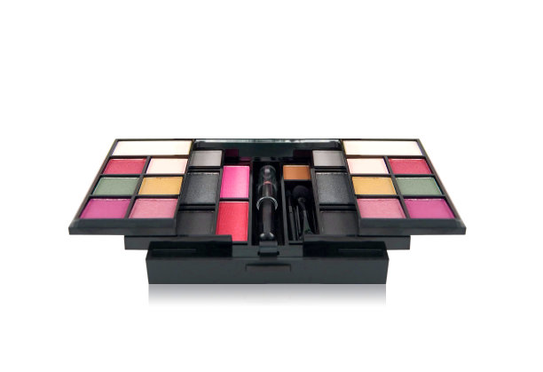 化妆调色板孤立的白色背景图片下载