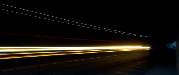 汽车光线轨迹图片下载