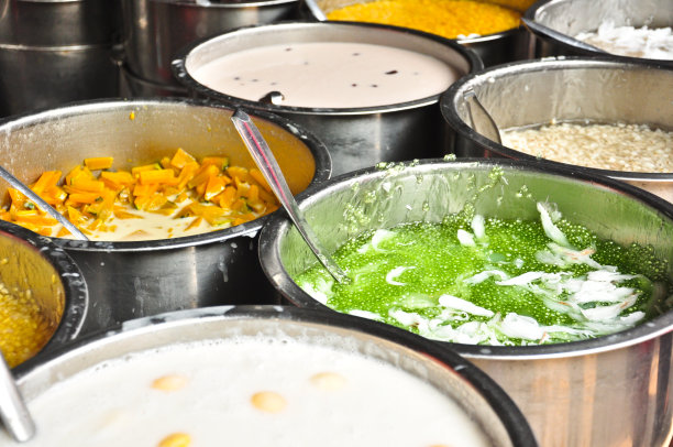 在泰国公开市场出售的泰国甜点图片下载