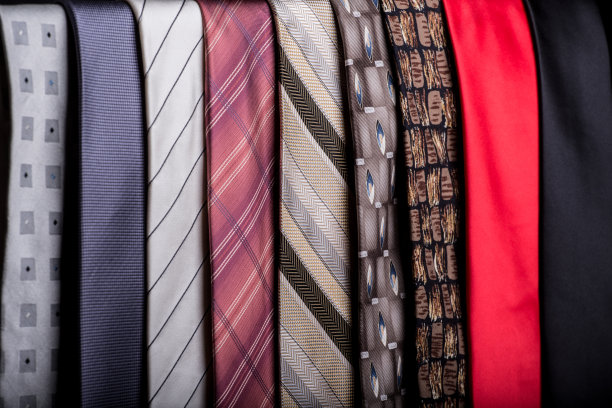 色彩鲜艳的领带图片下载