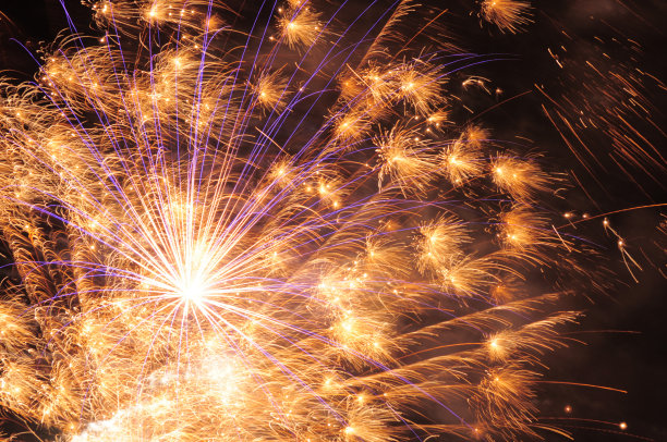 焰火。素材图片