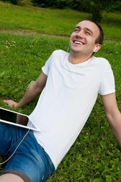 人们听音乐图片下载