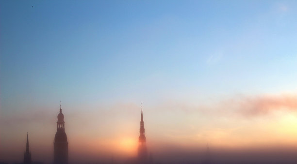 里加城市的全景图片下载