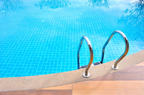 游泳池图片下载