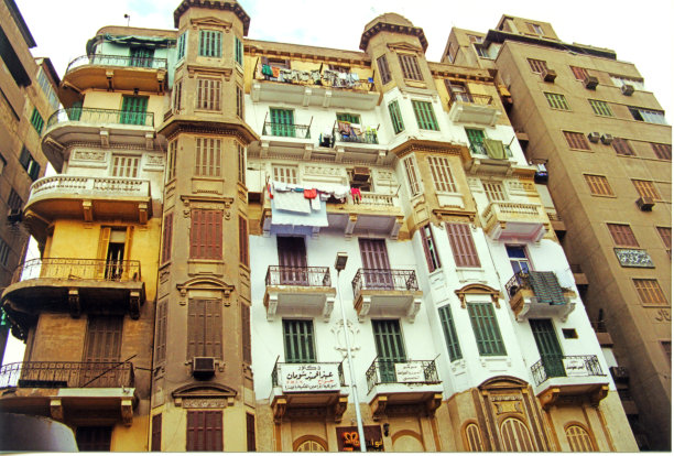 埃及开罗市中心的公寓楼图片下载