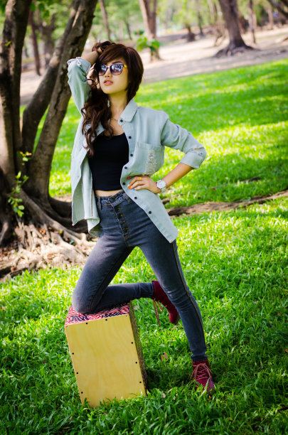 夫人的音乐家图片下载