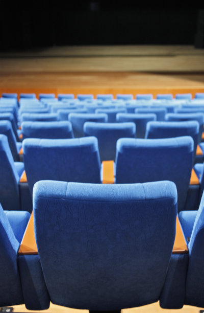 剧院，音乐厅座位，蓝色座位，场景图片下载