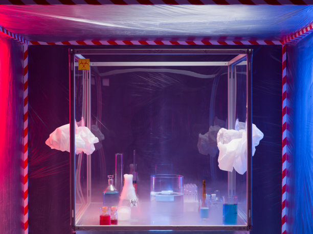 实验后的化学设备图片下载