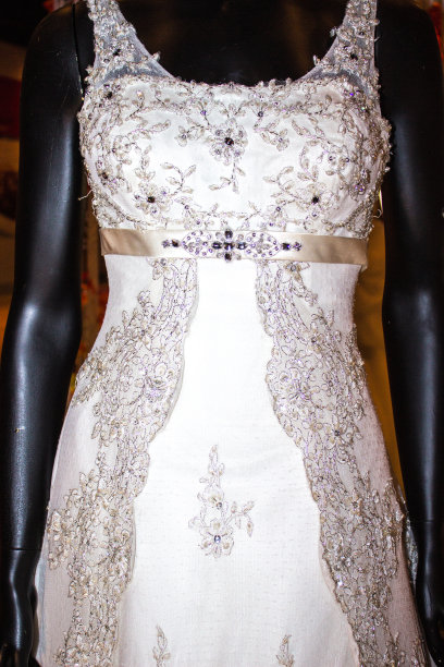 白色婚纱摩登图片下载