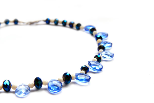 蓝色珠子项链图片下载