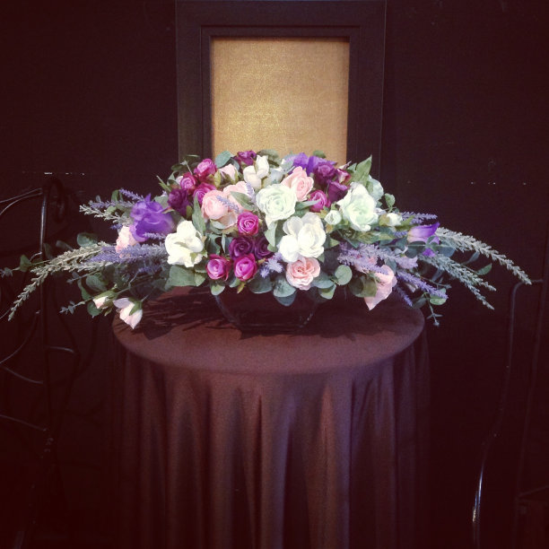 花在篮子里图片下载