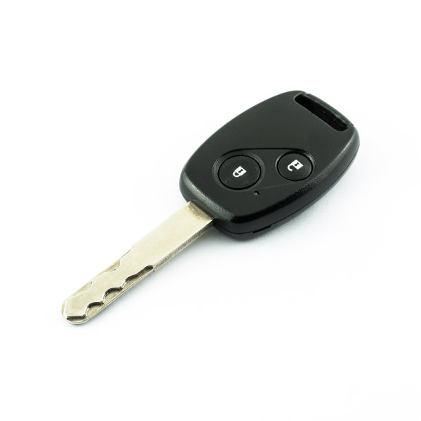 车钥匙被隔离在白色背景上图片下载