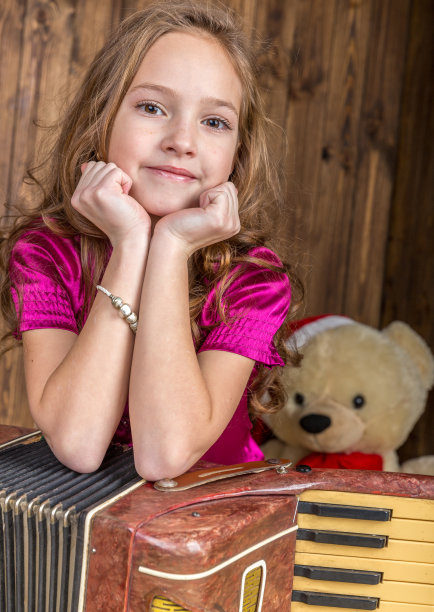 小女孩图片下载