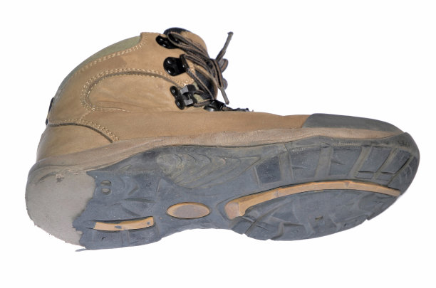 旧的徒步旅行鞋图片下载