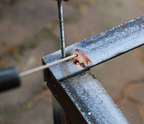 焊接金属工人图片下载