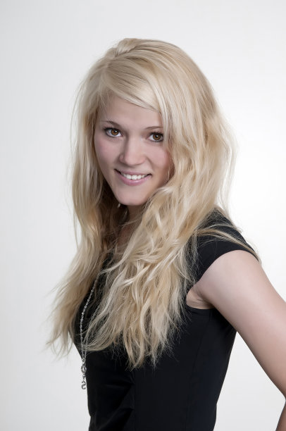 快乐的年轻女子图片下载