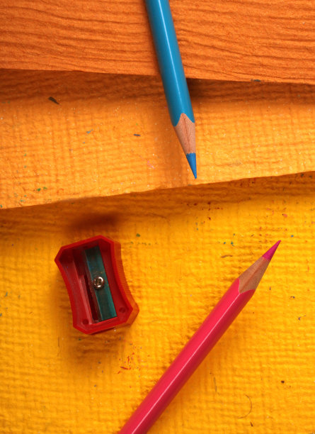 彩色铅笔图片下载