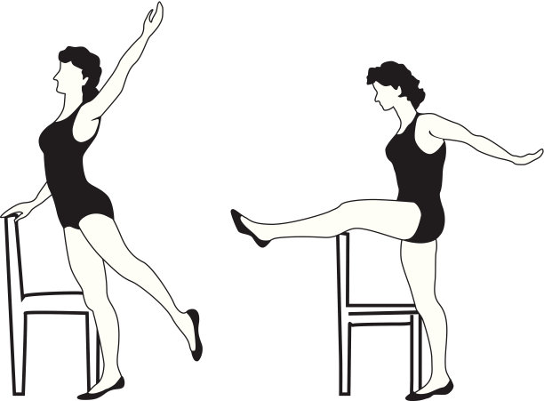 女孩的练习。妇女从事体力活动图片下载