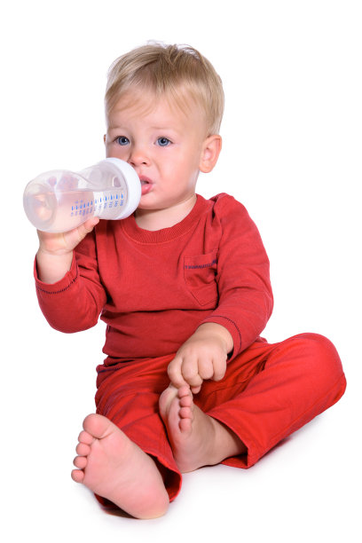 高加索人照看婴儿图片下载