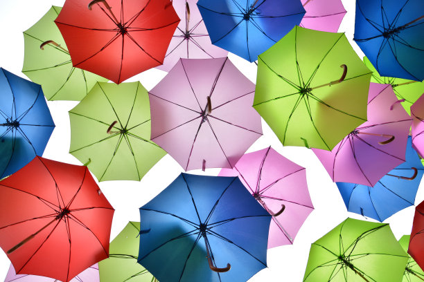 五颜六色的雨伞图片下载