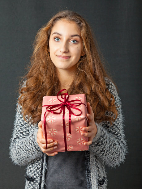 十几岁的女孩图片下载