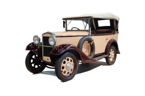 老爷车孤立在白色图片下载