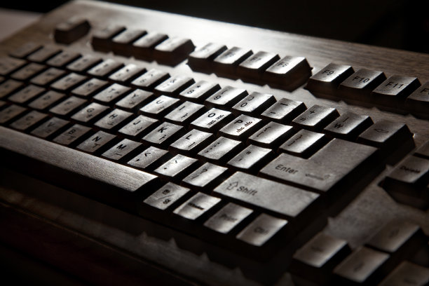 木制电脑键盘图片下载