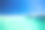 浮潜在双体船附近的浅水里图片下载