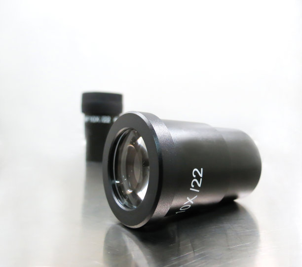 实验室显微镜目镜，具有不同的放大率图片下载