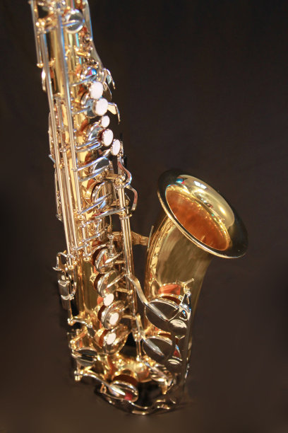 黄铜萨克斯风图片下载