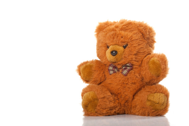 泰迪熊被孤立在白色的背景上图片下载