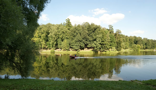 国家历史、建筑、艺术和景观博物馆-察里奇诺保护区图片下载