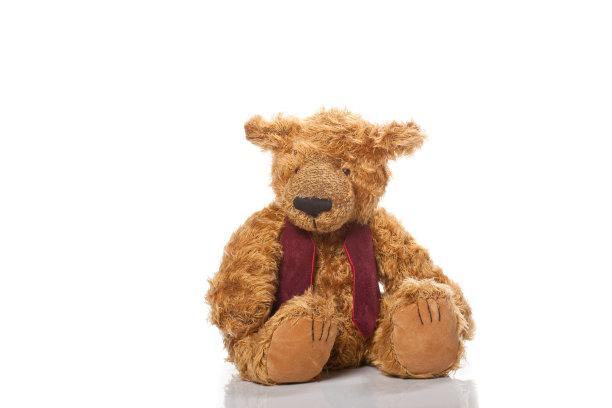 泰迪熊被孤立在白色的背景上图片下载