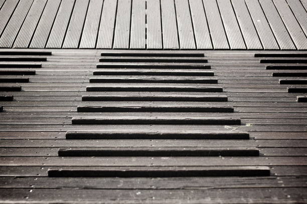 有船可以进入的码头图片下载