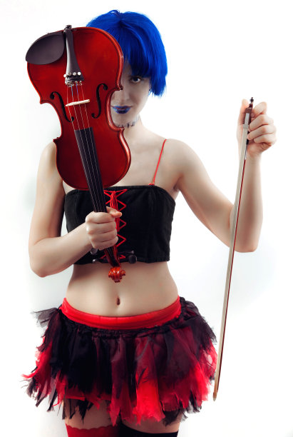 反常的音乐家的女人图片下载