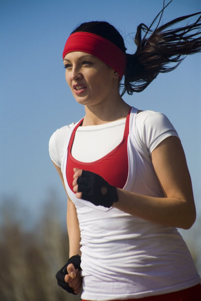 运行的美丽的女人图片下载