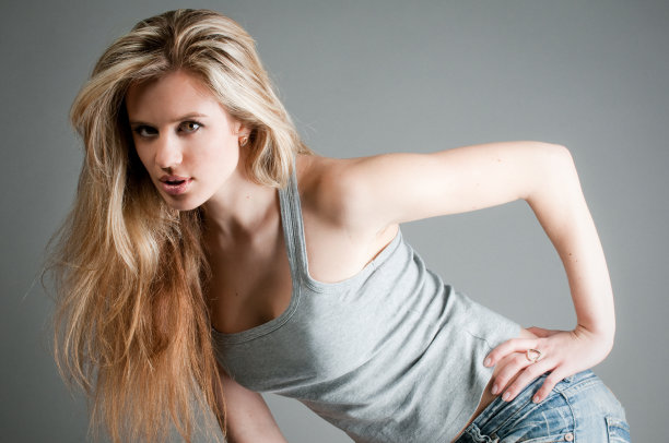 性感的金发女郎图片下载