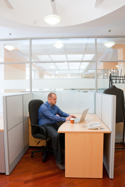 办公室员工图片下载