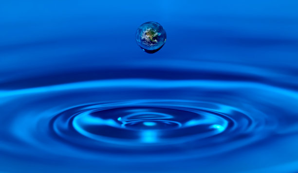 地球上的一滴水图片下载