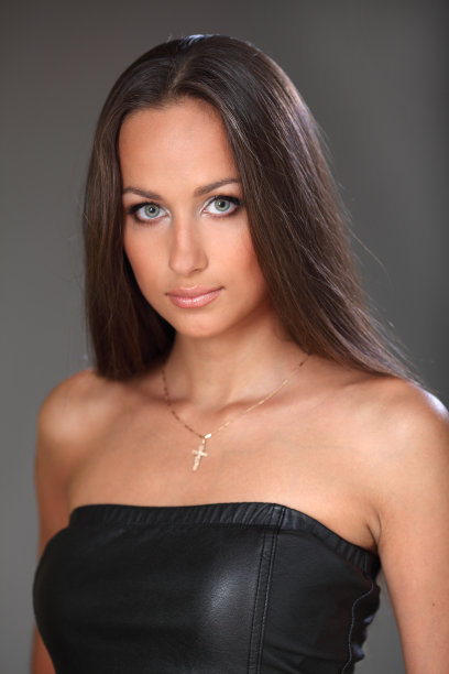 这位美丽女士的肖像图片下载