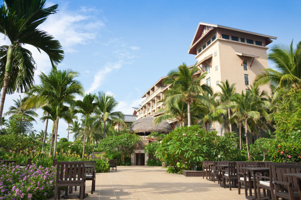 酒店花园户外咖啡厅图片下载