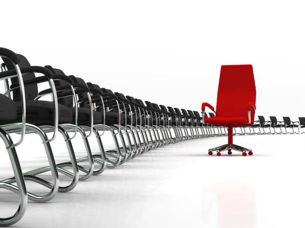 红色领袖椅配黑色椅子图片下载