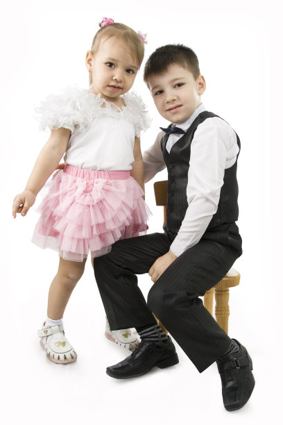 快乐的兄弟姐妹图片下载