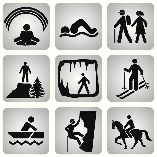 人们在雪地里奔跑图片下载