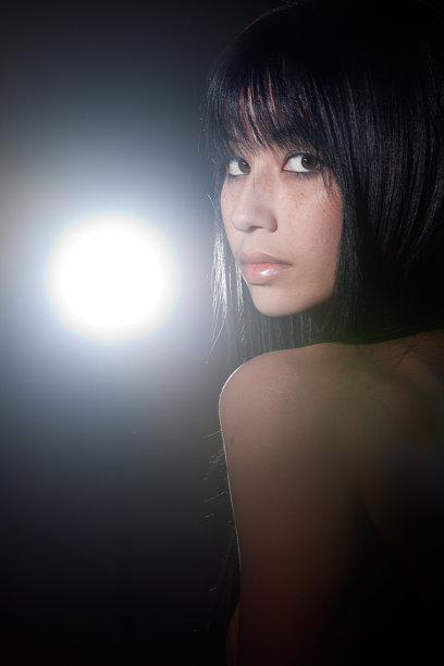 欧亚美女图片下载