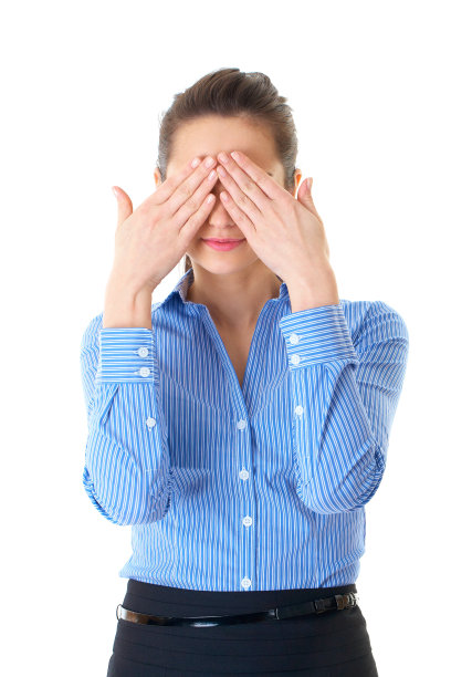 蓝衬衫女商人遮住眼睛，孤立无间图片下载