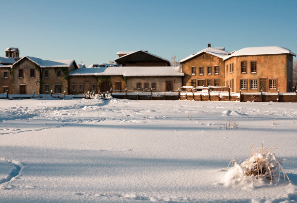中世纪的冬天村庄图片下载